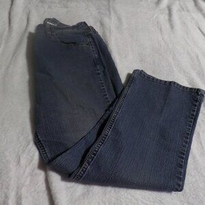 Levis Strauss Women’s Jeans  Perfect Waist – Size 12 S